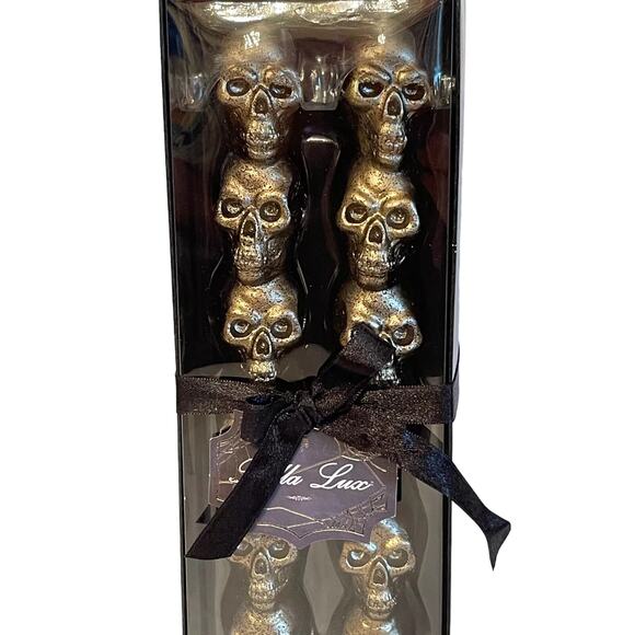 Halloween Stacked Gold Skulls Taper Candles Set of 2 Spooky Decor Bella Lux New - Picture 1 of 10